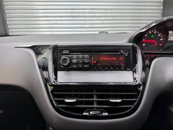 Peugeot 208 1.2 VTi Access+ Euro 5 5dr
