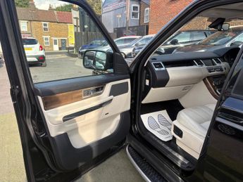 Land Rover Range Rover Sport 3.0 TD V6 HSE CommandShift 4WD Euro 4 5dr