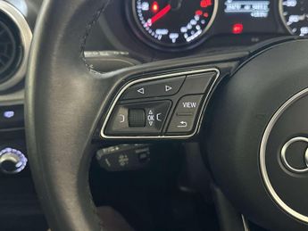 Audi Q2 1.0 TFSI 30 Technik SUV 5dr Petrol Manual Euro 6 (s/s) (110 ps)
