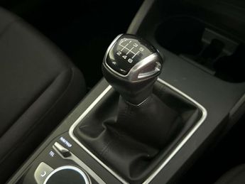 Audi Q2 1.0 TFSI 30 Technik SUV 5dr Petrol Manual Euro 6 (s/s) (110 ps)