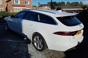 Jaguar XF 2.0i Portfolio Sportbrake Auto Euro 6 (s/s) 5dr