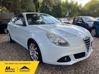 Alfa Romeo Giulietta 1.6 JTDM-2 Lusso Euro 5 (s/s) 5dr