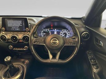 Nissan Juke 1.0 DIG-T N-Connecta SUV 5dr Petrol Manual Euro 6 (s/s) (114 ps)