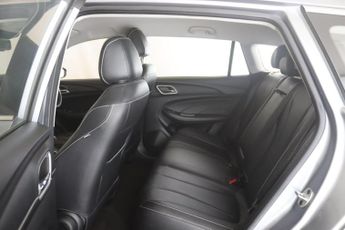 MG MG5 52.5kWh Exclusive Auto 5dr