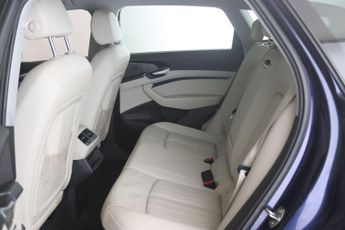 Audi e-tron 50 Technik Auto quattro 5dr 71.2kWh (11kW Charger)