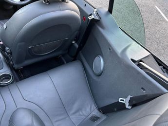 MINI Convertible 1.6 Cooper CVT Euro 3 2dr