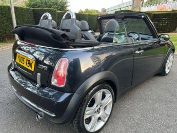 MINI Convertible 1.6 Cooper CVT Euro 3 2dr