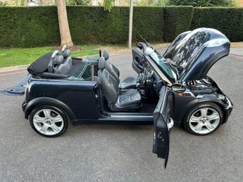 MINI Convertible 1.6 Cooper CVT Euro 3 2dr