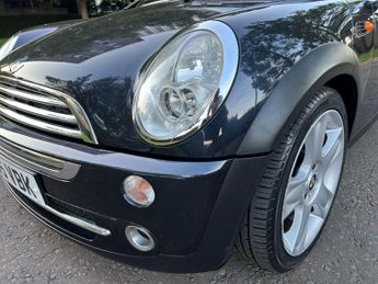 MINI Convertible 1.6 Cooper CVT Euro 3 2dr
