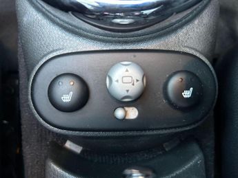 MINI Convertible 1.6 Cooper CVT Euro 3 2dr