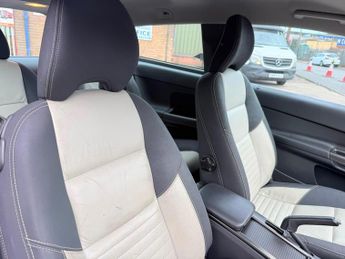 Volvo C30 1.6 R-Design Sport 2dr