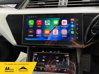 Audi e-tron 50 Technik Auto quattro 5dr 71.2kWh (11kW Charger)
