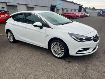 Vauxhall Astra 1.4i Turbo Elite Nav Auto Euro 6 (s/s) 5dr