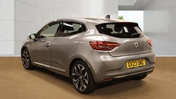 Renault Clio 1.6 E-TECH Techno Auto Euro 6 (s/s) 5dr