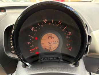 Toyota AYGO 1.0 VVT-i x-play Euro 6 5dr