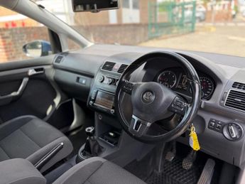 Volkswagen Touran 1.6 TDI SE Euro 5 5dr