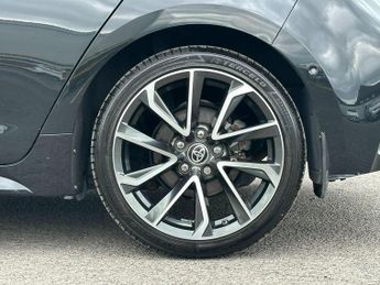 Toyota Corolla 2.0 VVT-h Excel CVT Euro 6 (s/s) 5dr