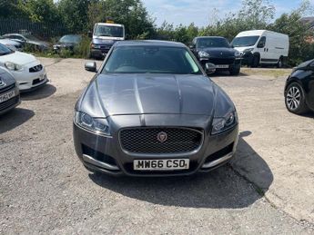 Jaguar XF 2.0d Portfolio Auto Euro 6 (s/s) 4dr