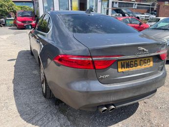 Jaguar XF 2.0d Portfolio Auto Euro 6 (s/s) 4dr