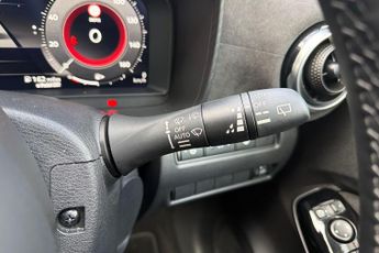 Nissan Juke 1.6 Hybrid Tekna+ 5dr Auto
