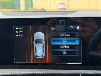 Mercedes-Benz A Class 1.3 A200 AMG Line 7G-DCT Euro 6 (s/s) 5dr