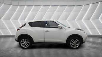 Nissan Juke 1.6 N-Connecta XTRON Euro 6 5dr