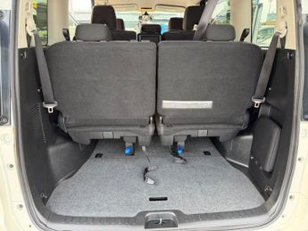 Nissan Serena 2.0 Petrol/Hybrid 7Seat 5dr Highway star
