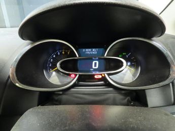 Renault Clio 1.2 16V Dynamique MediaNav Euro 5 5dr