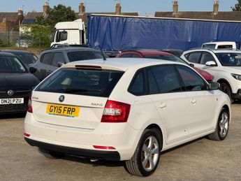 Skoda Rapid Spaceback 1.6 TDI SE Tech DSG Euro 5 5dr