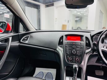 Vauxhall Astra 1.6 16v Elite Auto Euro 5 5dr