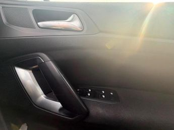 Peugeot 308 1.6 THP Allure Euro 5 5dr