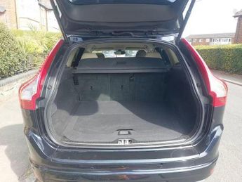 Volvo XC60 2.0 D4 SE Lux Nav Auto Euro 6 (s/s) 5dr