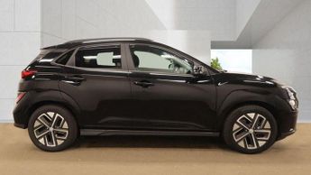 Hyundai KONA 64kWh Premium Auto 5dr (10.5kW Charger)