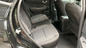 Hyundai KONA 64kWh Premium Auto 5dr (10.5kW Charger)