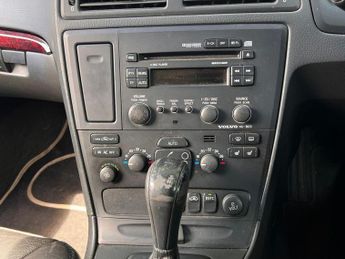 Volvo XC70 2.4 D5 SE 5dr