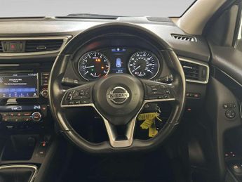 Nissan Qashqai 1.3 DIG-T Acenta Premium SUV 5dr Petrol Manual Euro 6 (s/s) (160