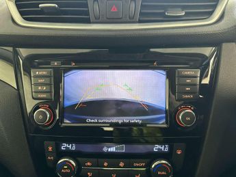 Nissan Qashqai 1.3 DIG-T Acenta Premium SUV 5dr Petrol Manual Euro 6 (s/s) (160