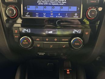 Nissan Qashqai 1.3 DIG-T Acenta Premium SUV 5dr Petrol Manual Euro 6 (s/s) (160