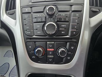 Vauxhall Astra 1.4i SRi Euro 6 5dr