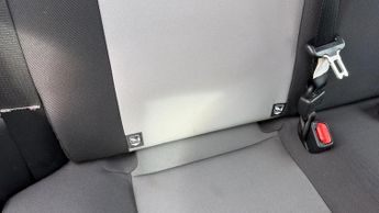 Toyota Yaris 1.5 VVT-i Icon Tech CVT Euro 6 5dr