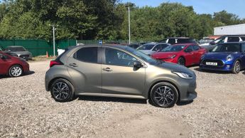 Toyota Yaris 1.5 VVT-h Design E-CVT Euro 6 (s/s) 5dr