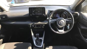 Toyota Yaris 1.5 VVT-h Design E-CVT Euro 6 (s/s) 5dr