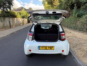 Toyota iQ 1.0 VVT-i Euro 4 3dr