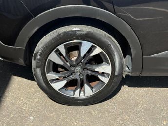 Vauxhall Grandland X 1.2 Turbo SRi Nav Auto Euro 6 (s/s) 5dr