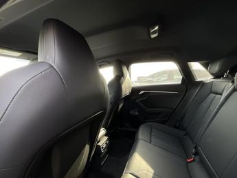 Audi A3 S LINE 40 TFSI E S-A