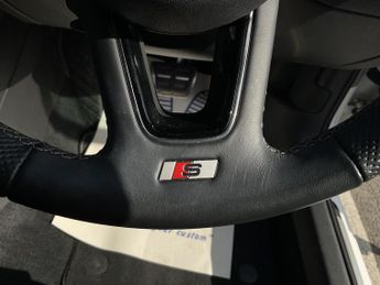 Audi A3 S LINE 40 TFSI E S-A