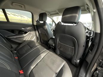 Jaguar I-Pace EV400 HSE