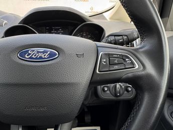 Ford C-Max 2.0 TDCi Titanium Powershift Euro 6 (s/s) 5dr (Nav)
