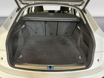 Audi Q5 2.0 TFSIe 50 Sport Sportback 5dr Petrol Plug-in Hybrid S Tronic 