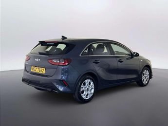 Kia Ceed 1.6 CRDi MHEV 2 Hatchback 5dr Diesel Hybrid Manual Euro 6 (s/s) 